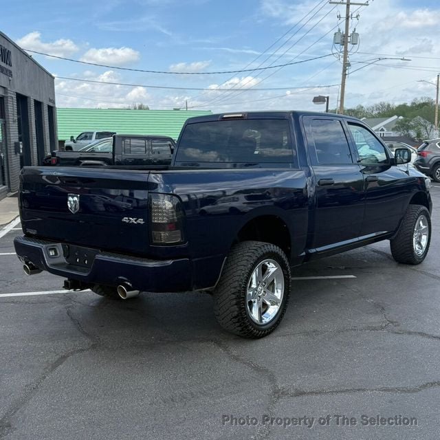 2016 Ram 1500 4WD CREW CAB EXPRESS W/EXPRESS PACKAGE & HEMI - 22996235 - 17