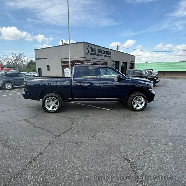 2016 Ram 1500 4WD CREW CAB EXPRESS W/EXPRESS PACKAGE & HEMI - 22996235 - 18