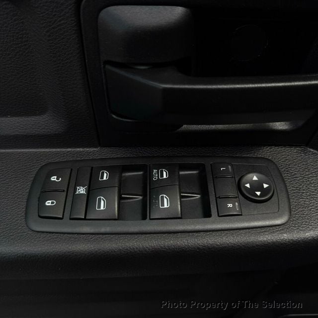 2016 Ram 1500 4WD CREW CAB EXPRESS W/EXPRESS PACKAGE & HEMI - 22996235 - 21