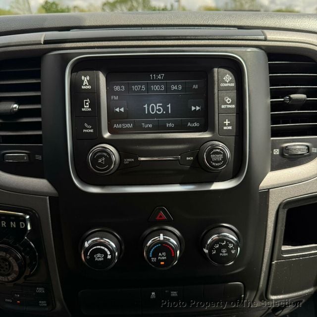 2016 Ram 1500 4WD CREW CAB EXPRESS W/EXPRESS PACKAGE & HEMI - 22996235 - 30