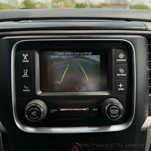 2016 Ram 1500 4WD CREW CAB EXPRESS W/EXPRESS PACKAGE & HEMI - 22996235 - 32