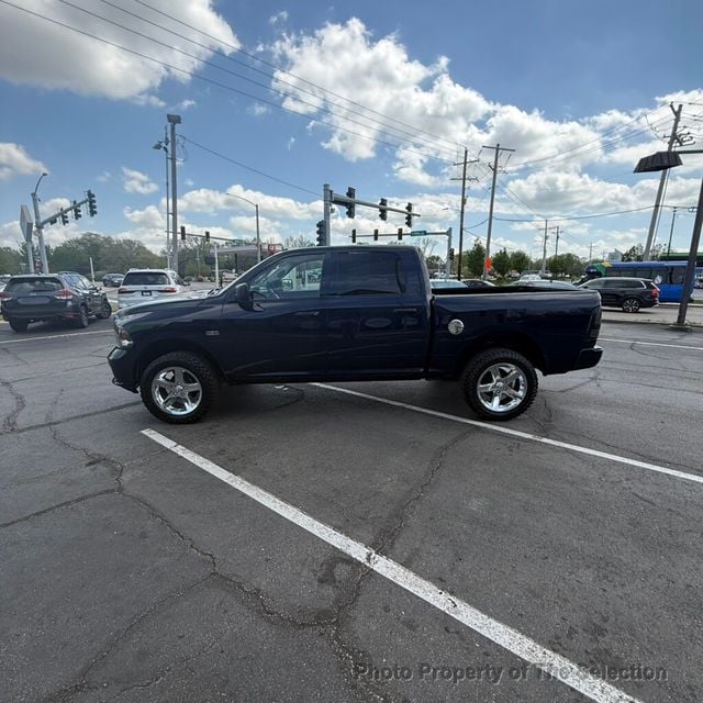 2016 Ram 1500 4WD CREW CAB EXPRESS W/EXPRESS PACKAGE & HEMI - 22996235 - 7