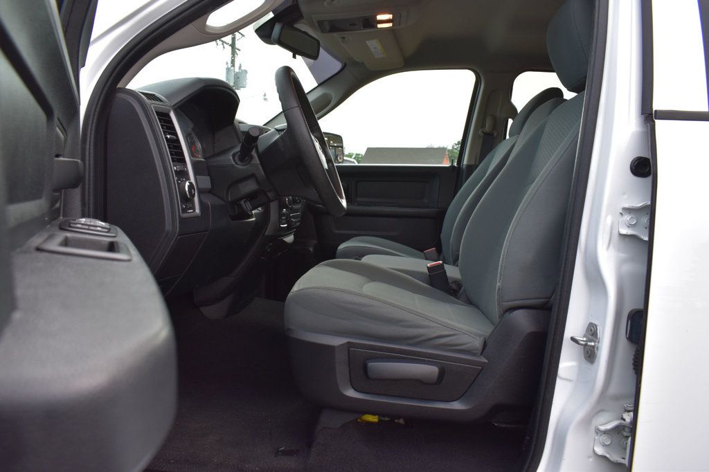 2016 Ram 1500 4WD Quad Cab 140.5" Express - 22839311 - 13