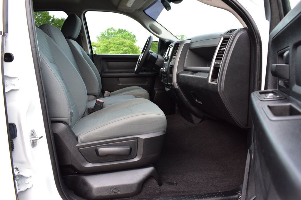 2016 Ram 1500 4WD Quad Cab 140.5" Express - 22839311 - 15