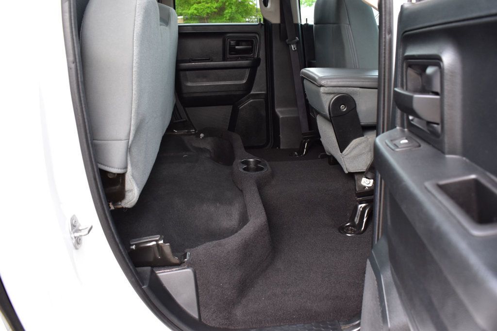 2016 Ram 1500 4WD Quad Cab 140.5" Express - 22839311 - 24