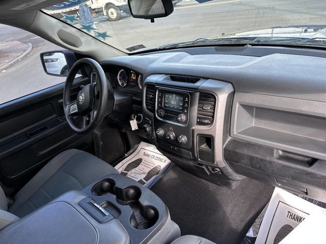2016 Ram 1500 4WD Quad Cab 140.5" Express - 23025298 - 9