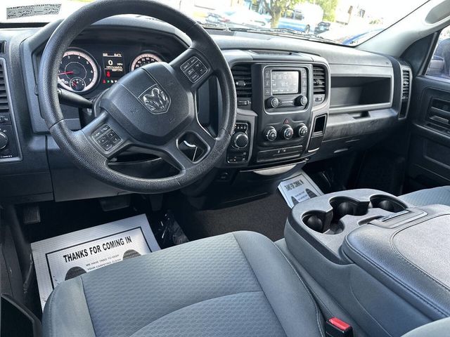 2016 Ram 1500 4WD Quad Cab 140.5" Express - 23025298 - 12