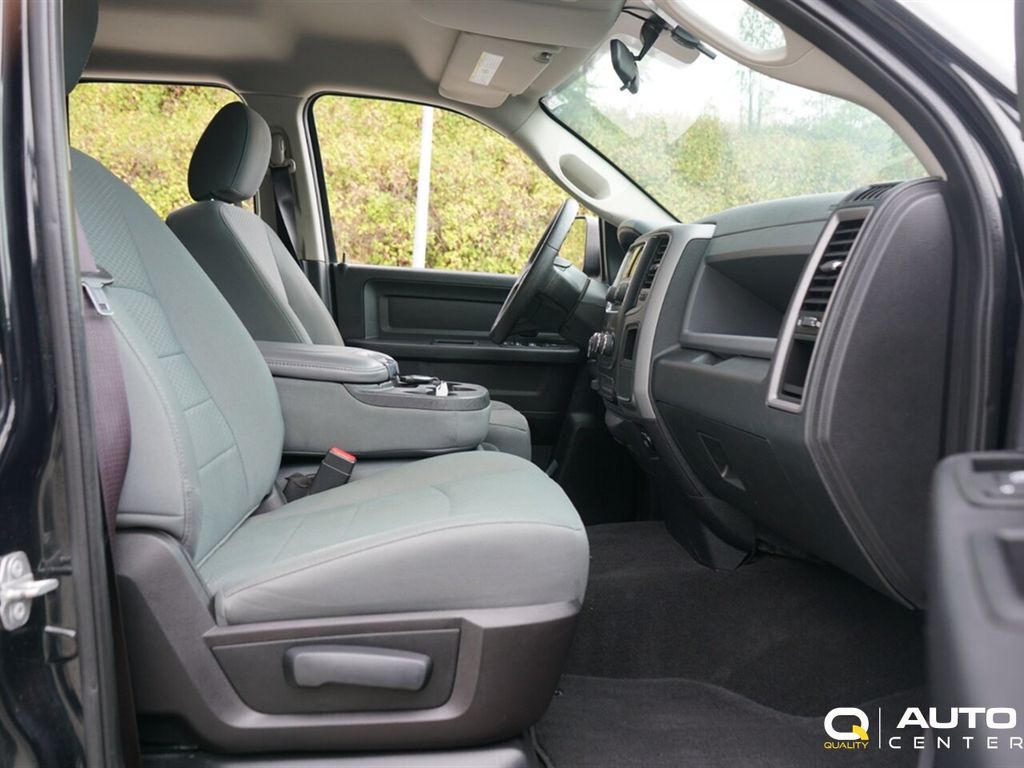 2016 Ram 1500 4WD Quad Cab 140.5" Tradesman - 22883295 - 21