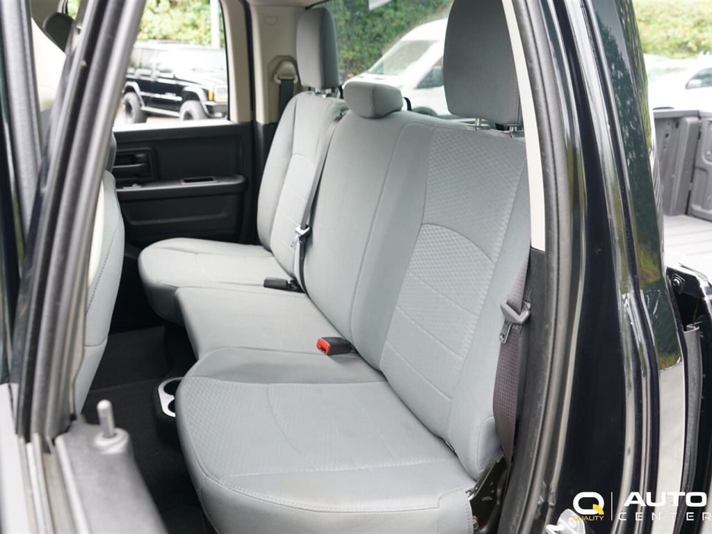 2016 Ram 1500 4WD Quad Cab 140.5" Tradesman - 22883295 - 33