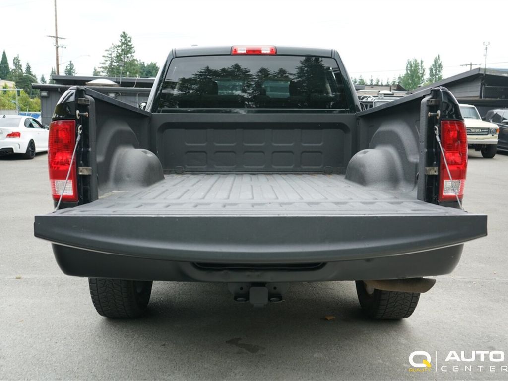 2016 Ram 1500 4WD Quad Cab 140.5" Tradesman - 22883295 - 38