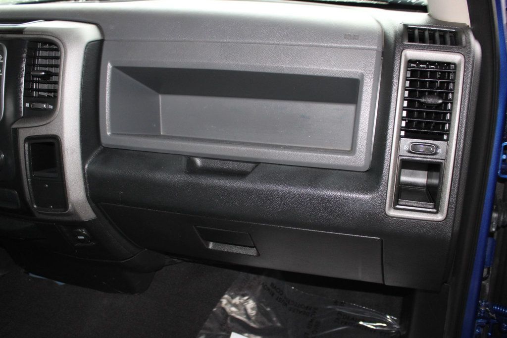 2016 Ram 1500 4WD Quad Cab 140.5" Tradesman - 23053068 - 13