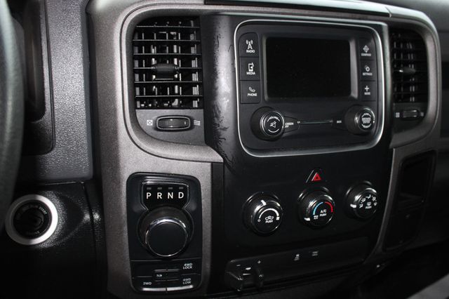 2016 Ram 1500 4WD Quad Cab 140.5" Tradesman - 23053068 - 8