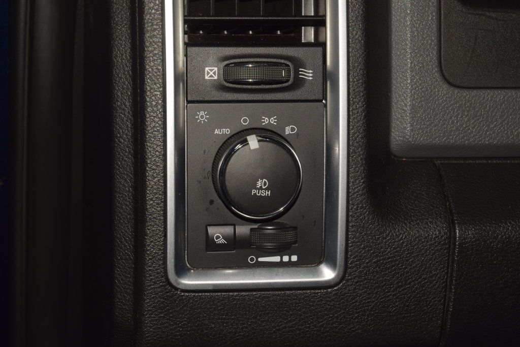 2016 Ram 1500 Big Horn - 23082076 - 29