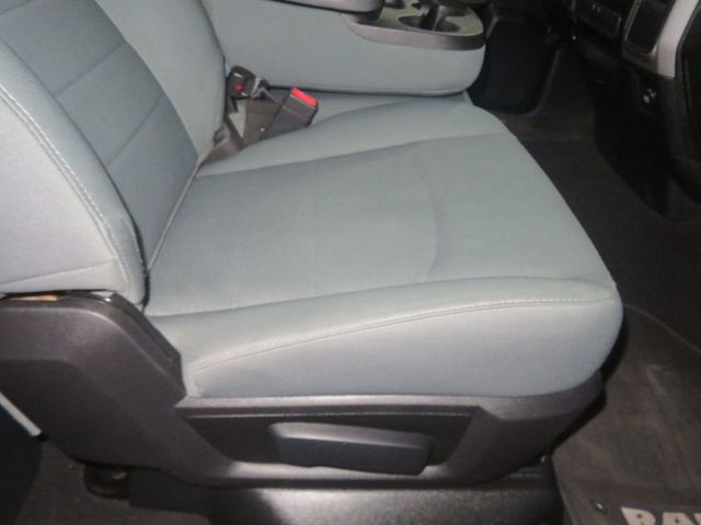 2016 Ram 1500 HARD TO FIND REGULAR CAB 5.7 HEMI EXTRA CLEAN LOW MILES 2OWNER - 23097206 - 24