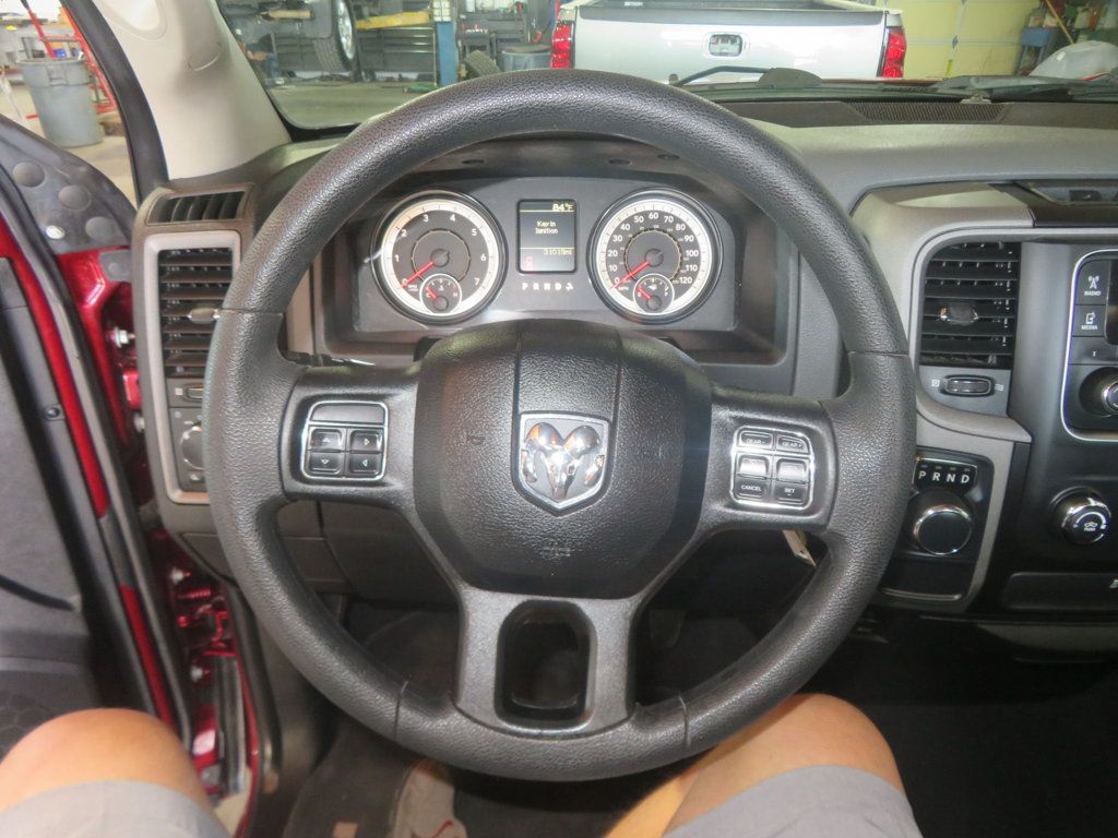 2016 Ram 1500 HARD TO FIND REGULAR CAB 5.7 HEMI EXTRA CLEAN LOW MILES 2OWNER - 23097206 - 31