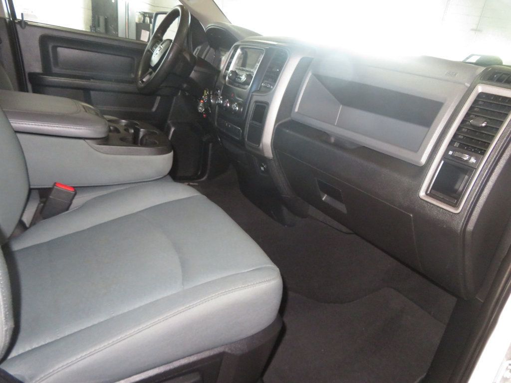 2016 Ram 1500 QUAD CAB 2OWNER LOW MILES EXTRA CLEAN TRADESMAN HEMI 1500  - 22992480 - 35