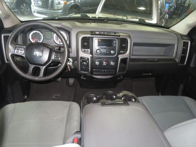 2016 Ram 1500 QUAD CAB 2OWNER LOW MILES EXTRA CLEAN TRADESMAN HEMI 1500  - 22992480 - 39