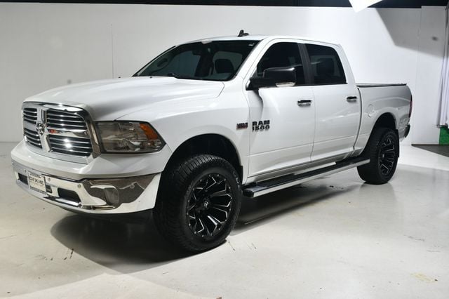 2016 Ram 1500 Sunroof Navigation Hemi 4x4 Crew Cab Bed Cover - 22963101 - 1