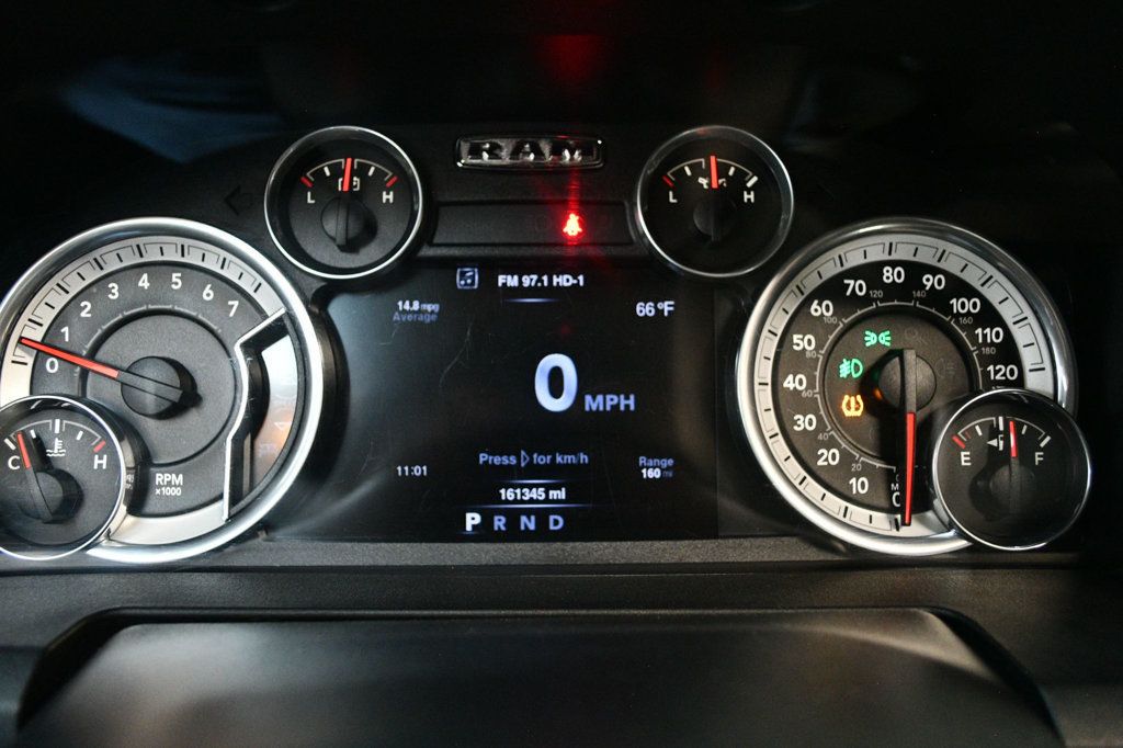 2016 Ram 1500 Sunroof Navigation Hemi 4x4 Crew Cab Bed Cover - 22963101 - 22