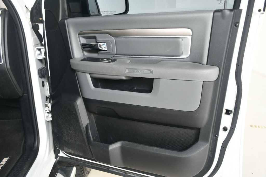 2016 Ram 1500 Sunroof Navigation Hemi 4x4 Crew Cab Bed Cover - 22963101 - 60