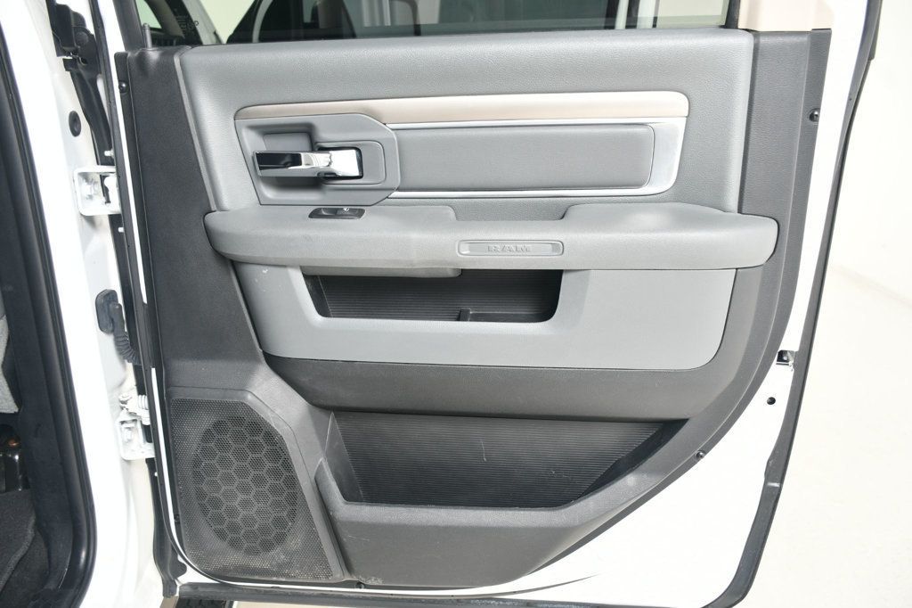 2016 Ram 1500 Sunroof Navigation Hemi 4x4 Crew Cab Bed Cover - 22963101 - 61