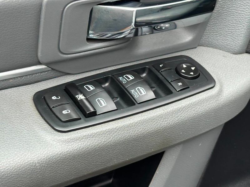 2016 Ram 2500 4WD Crew Cab 149" SLT - 22928586 - 15