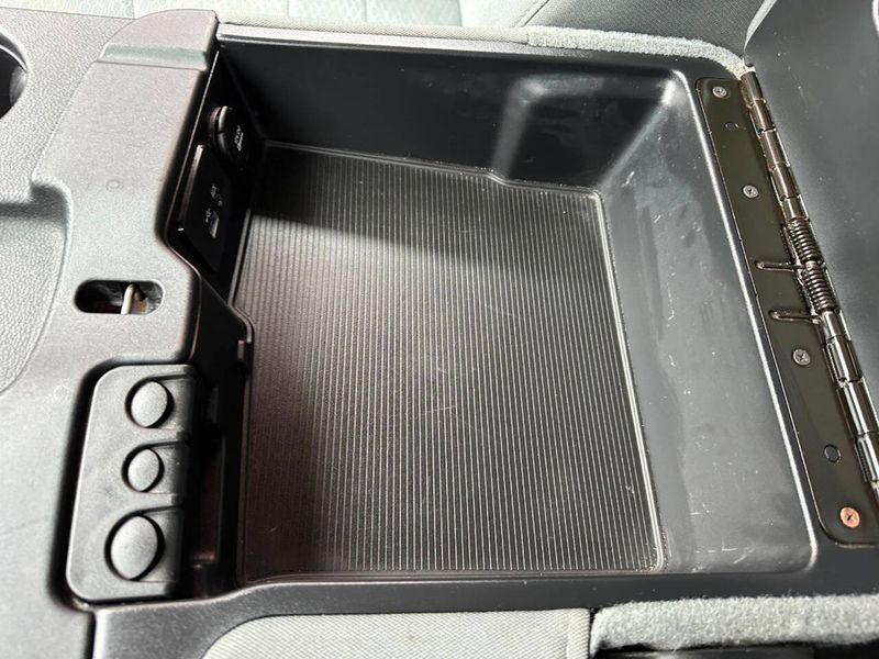 2016 Ram 2500 4WD Crew Cab 149" SLT - 22928586 - 47