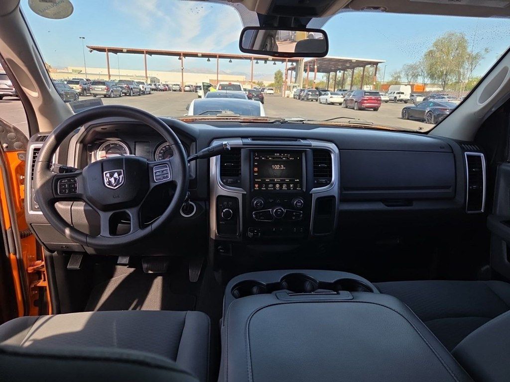 2016 Ram 2500 FULLY SERVICED AT DEALER! LOOK AT CARFAX! 6.4L HEAVY DUTY MDS - 23025527 - 8