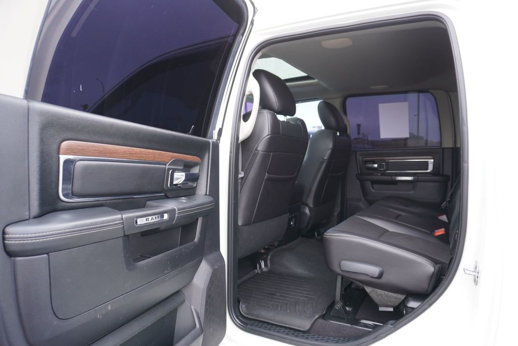 2016 Ram 2500 LARAMIE - 22983483 - 20