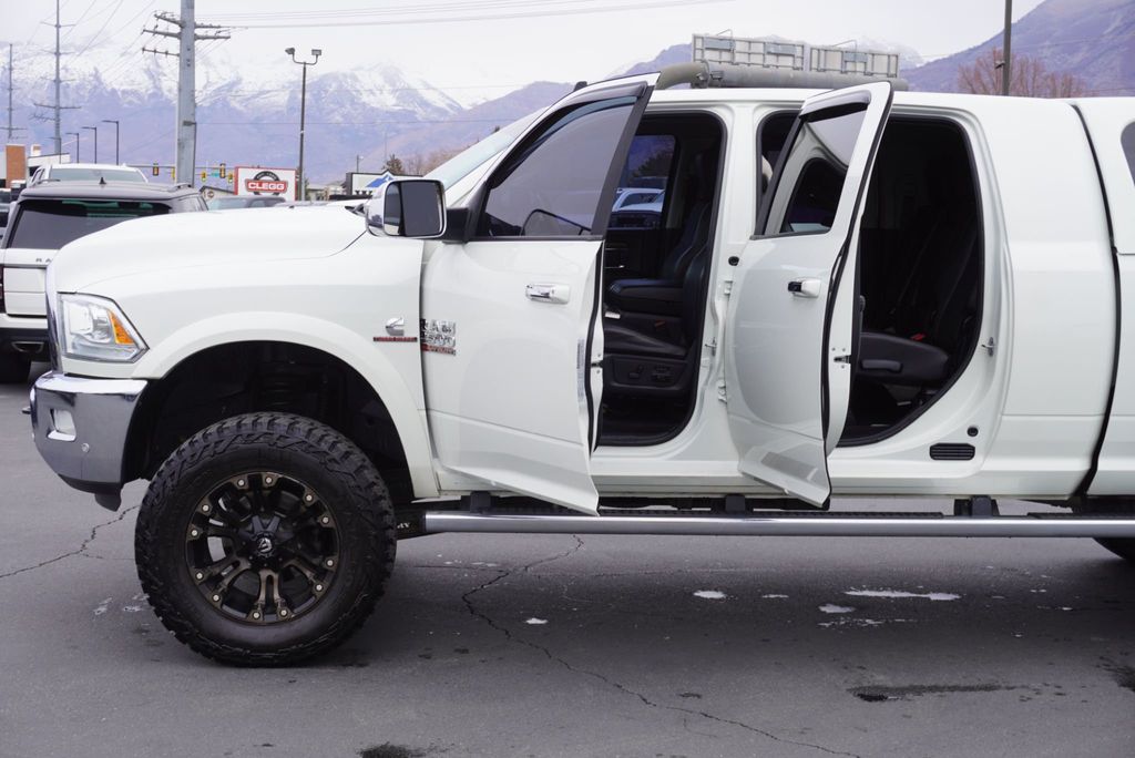 2016 Ram 2500 LARAMIE - 22983483 - 21