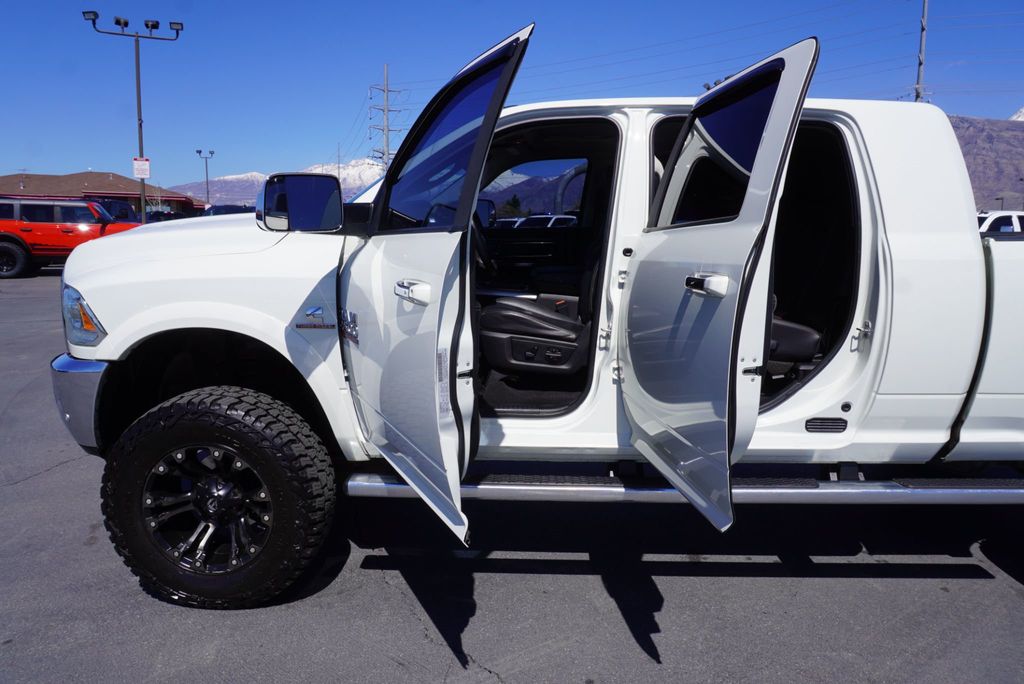 2016 Ram 2500 LARAMIE - 23008891 - 17