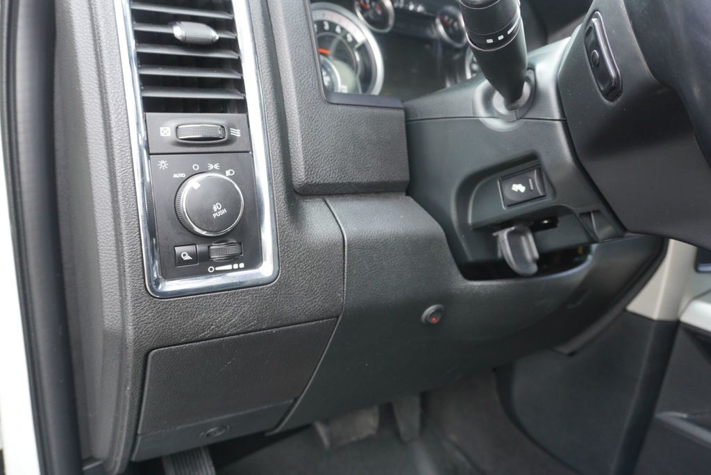 2016 Ram 2500 LARAMIE - 23008891 - 27