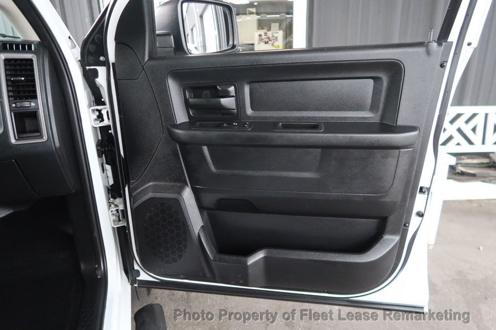 2016 Ram 2500 Ram 2500 2WD Crew Cab Utility  - 23024411 - 25