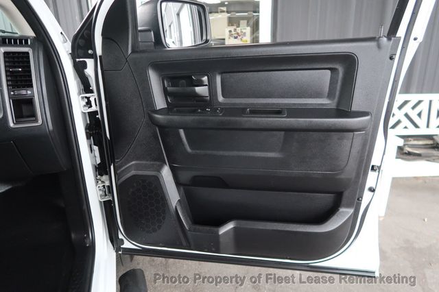 2016 Ram 2500 Ram 2500 2WD Crew Cab Utility  - 23024411 - 25
