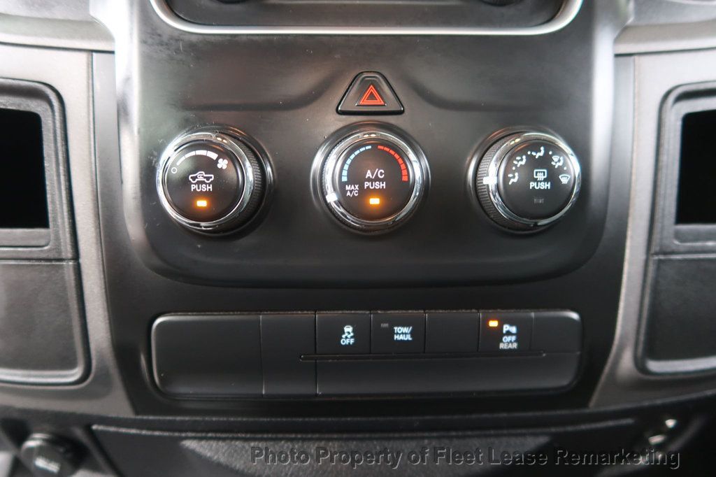 2016 Ram 2500 Ram 2500 2WD Crew Cab Utility  - 23024411 - 31