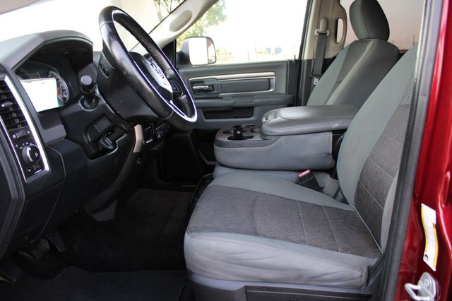 2016 Ram 3500 4WD Crew Cab 149" Lone Star - 23057542 - 15