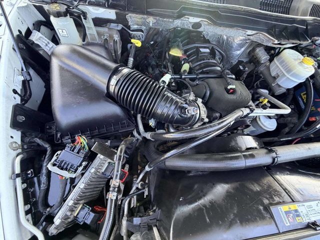 2016 Ram 3500 4WD Crew Cab 169" Tradesman - 23041913 - 14