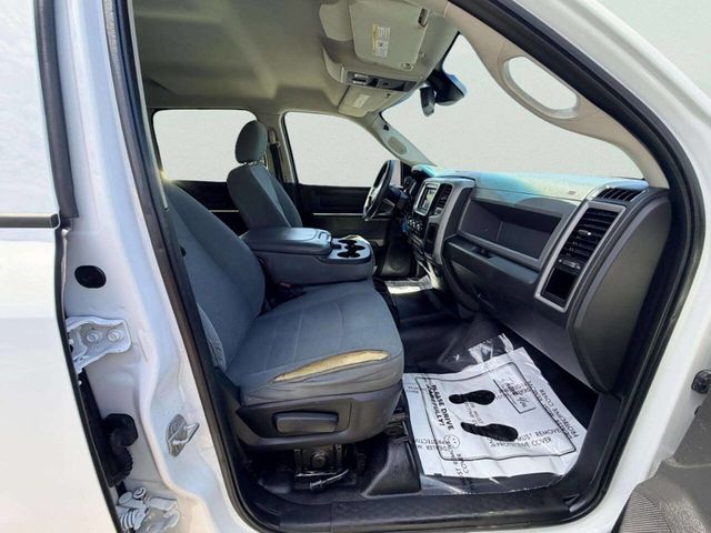 2016 Ram 3500 4WD Crew Cab 169" Tradesman - 23041913 - 29