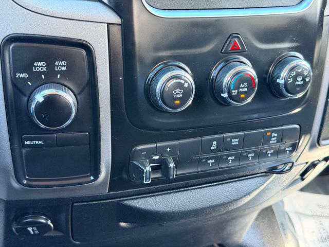 2016 Ram 3500 4WD Crew Cab 169" Tradesman - 23041913 - 37