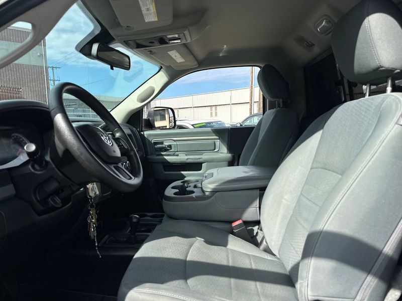 2016 Ram 3500 4WD Reg Cab 140.5" Tradesman - 23009977 - 14