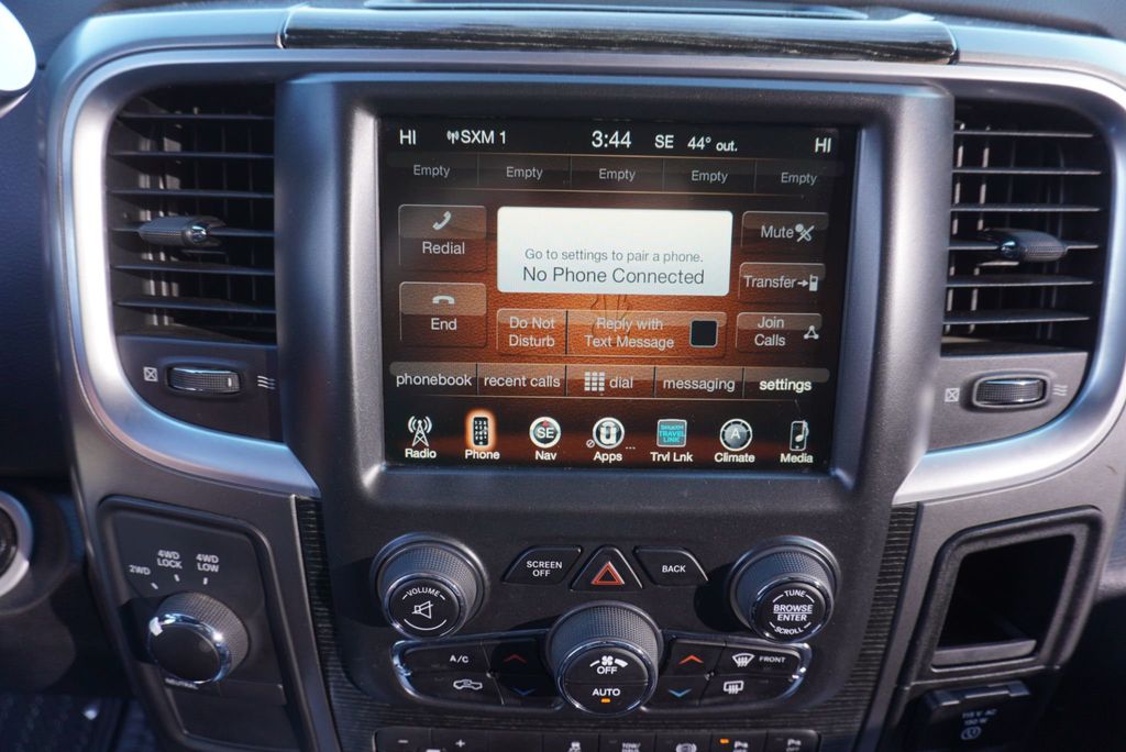 2016 Ram 3500 LIMITED - 22970896 - 36