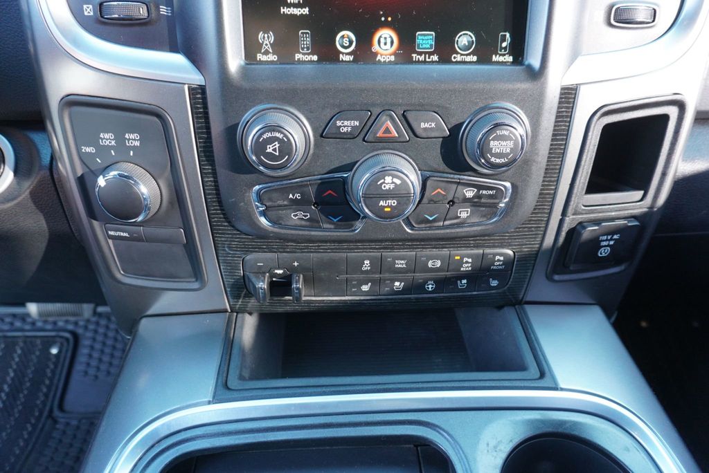 2016 Ram 3500 LIMITED - 22970896 - 43