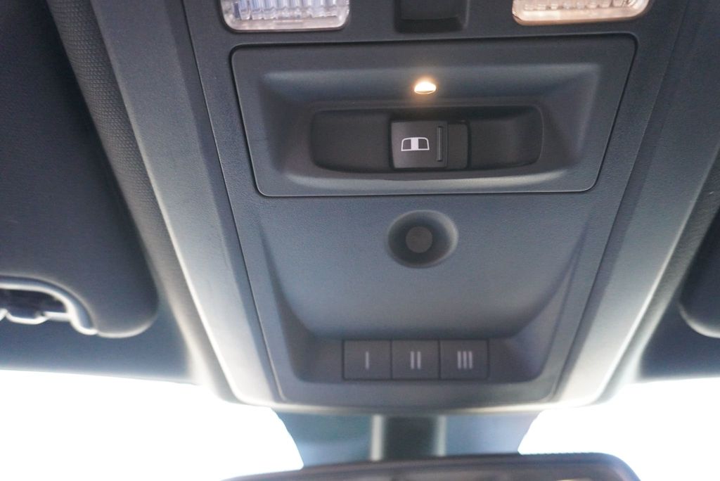 2016 Ram 3500 LIMITED - 22970896 - 45