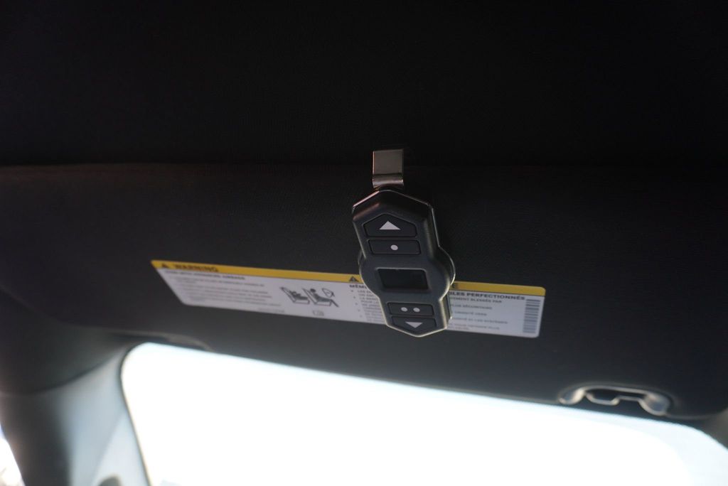 2016 Ram 3500 LIMITED - 22970896 - 46