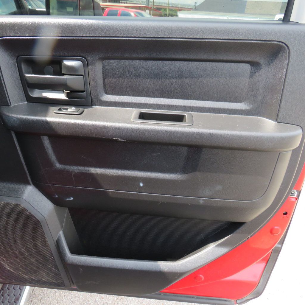 2016 Ram 3500 Cab-Chassis 4WD Crew Cab 172" WB 60" CA Tradesman - 22914948 - 12