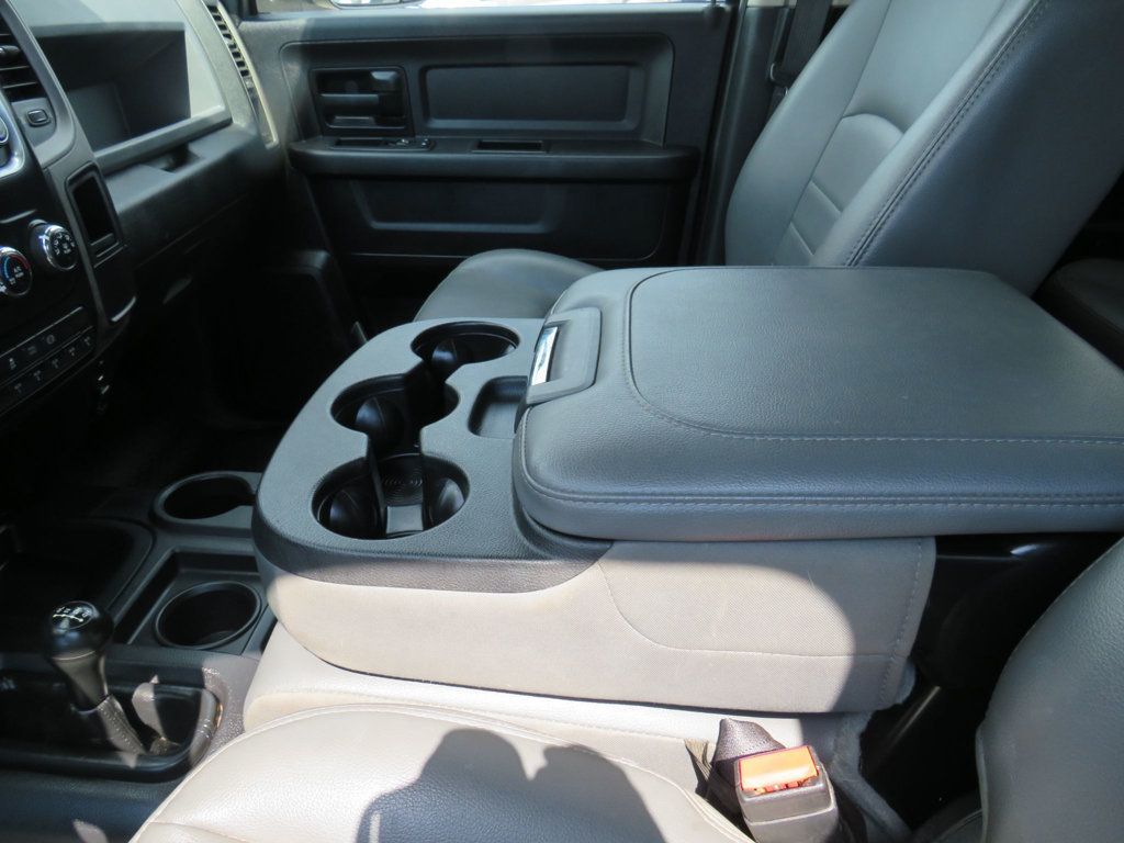 2016 Ram 3500 Cab-Chassis 4WD Crew Cab 172" WB 60" CA Tradesman - 22914948 - 18