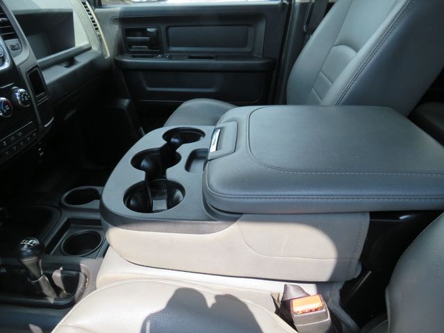 2016 Ram 3500 Cab-Chassis 4WD Crew Cab 172" WB 60" CA Tradesman - 22914948 - 18