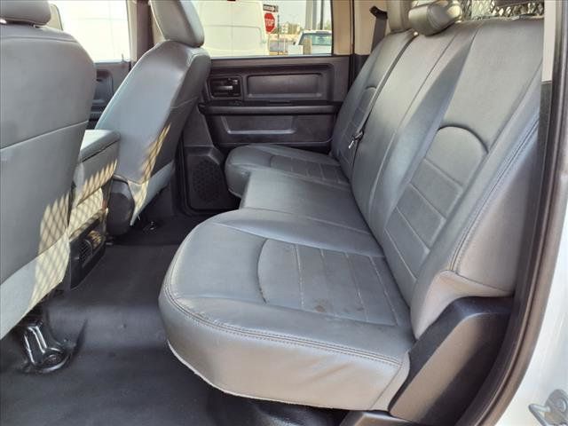 2016 Ram 3500 Cab-Chassis Crew Cab 10' Landscape Dump Truck - 22766781 - 22