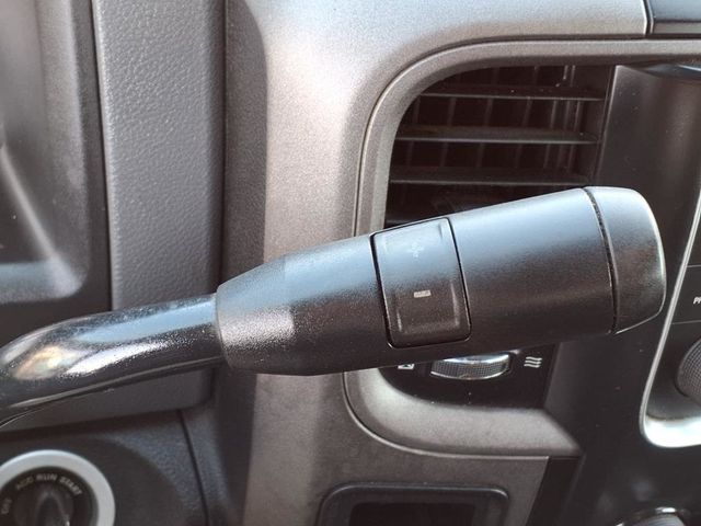 2016 Ram 3500 Cab-Chassis Crew Cab 10' Landscape Dump Truck - 22766781 - 31