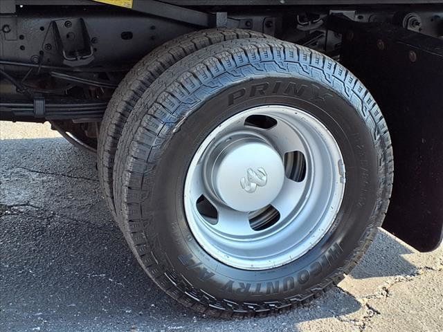 2016 Ram 3500 Cab-Chassis Crew Cab 10' Landscape Dump Truck - 22766781 - 46